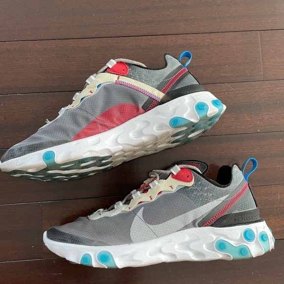 NIKE REACT ELEMENT 87
DARK GREY/PURE PLATINUM - Picture 6 of 6